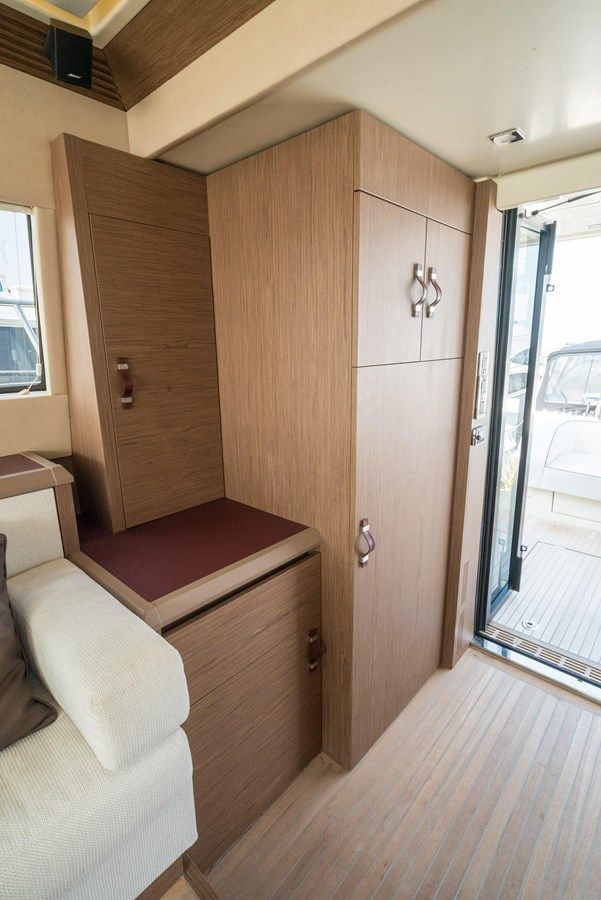 Купить NO NAME - Beneteau