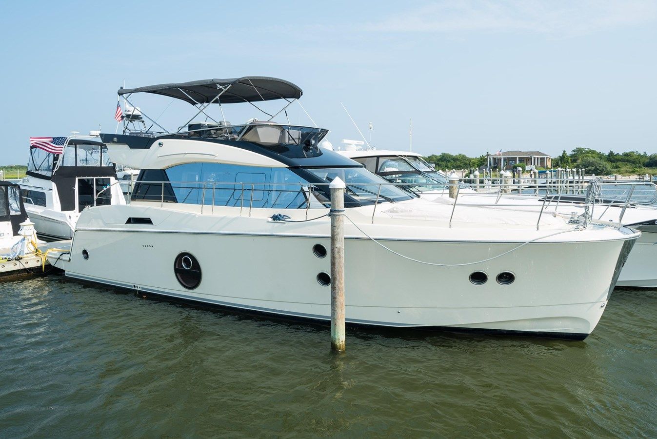 Купить NO NAME 2018