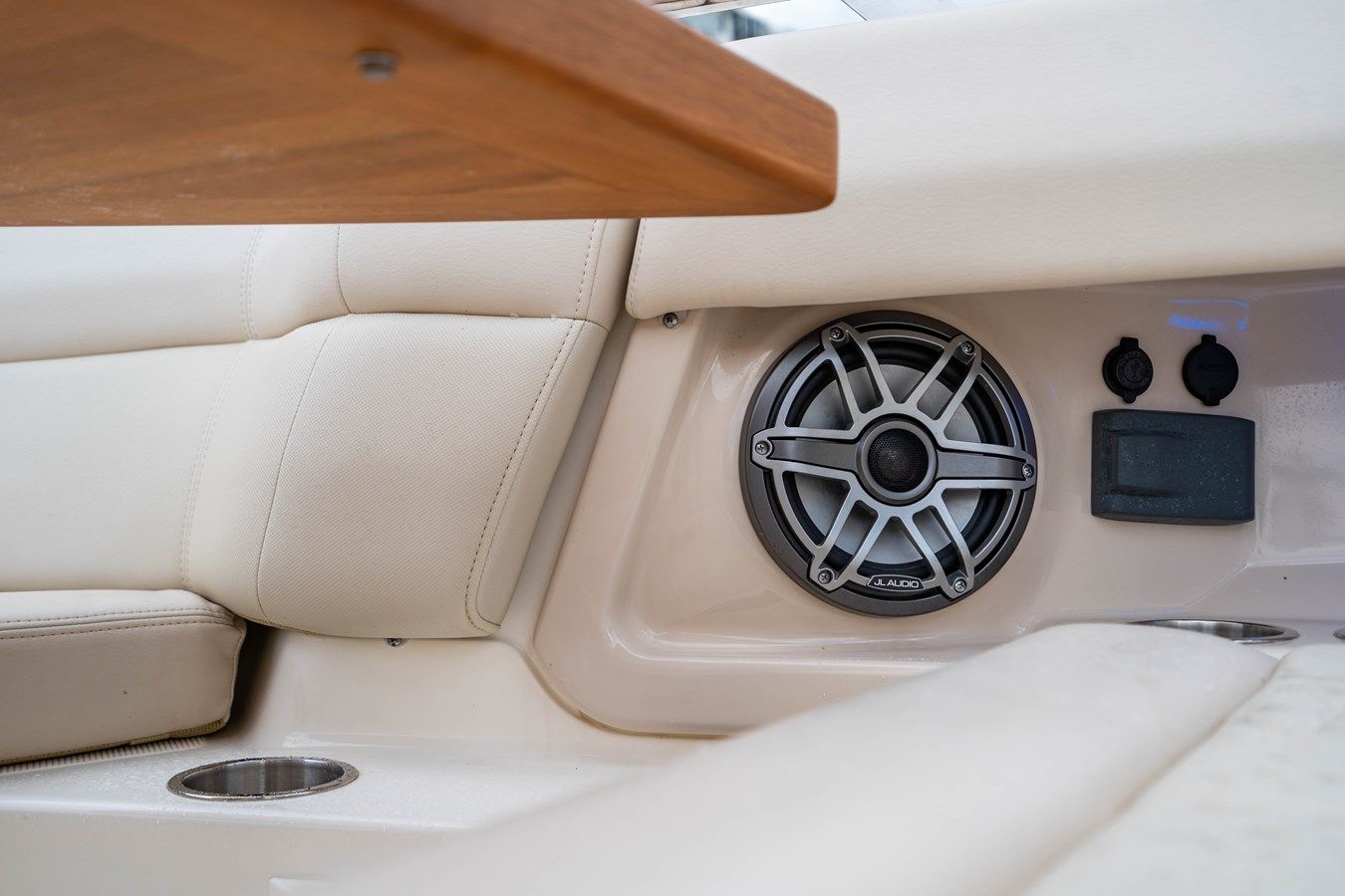 best yacht sales deals 350 Realm 2019