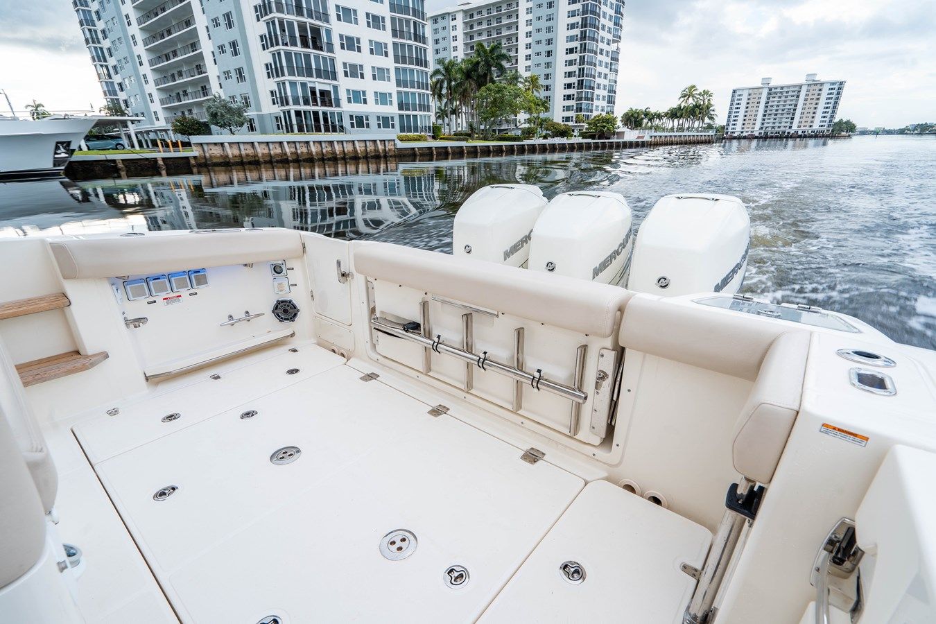 best yacht sales deals 350 Realm 2019