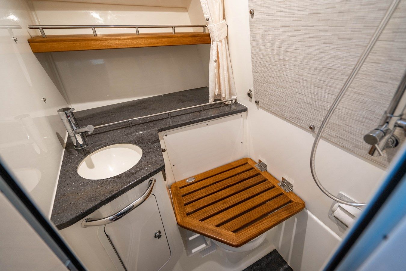 350 Realm 2019 price