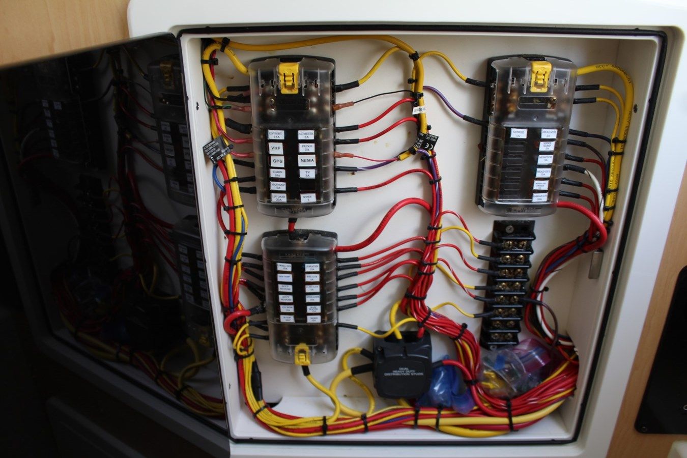 NO NAME - WORLD CAT price