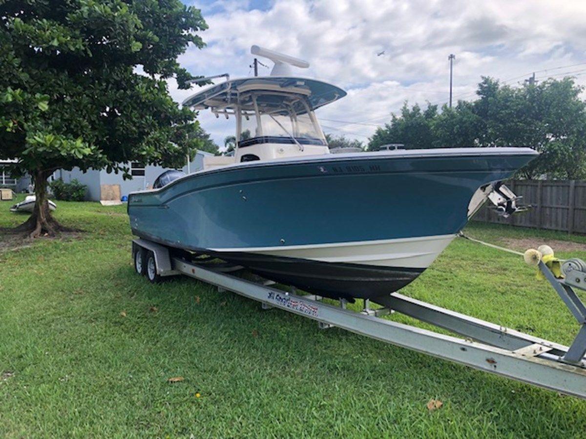 Buy a yacht - Canyon 271