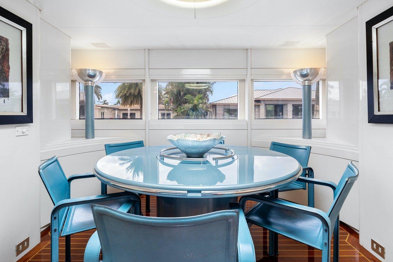 the best price on Highline 102