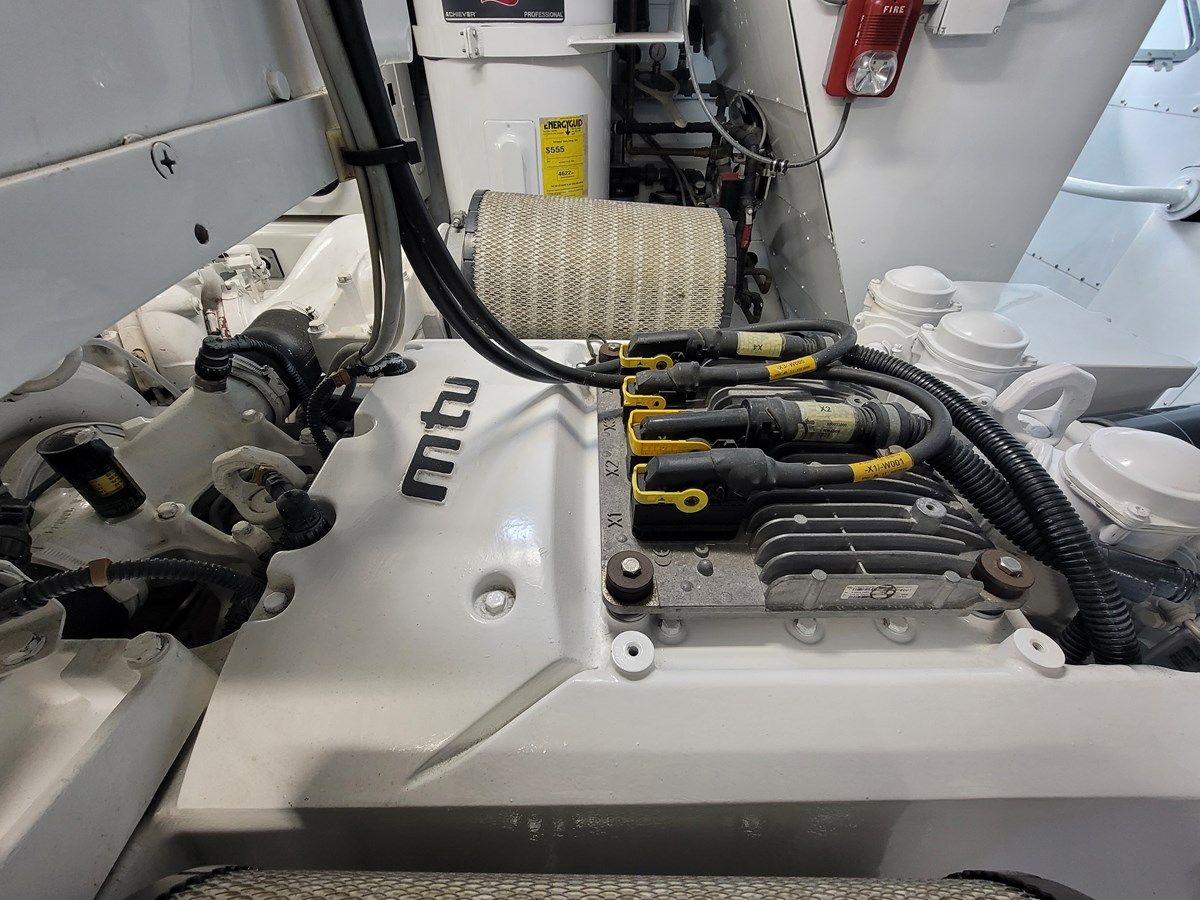 the best price on Highline 1989