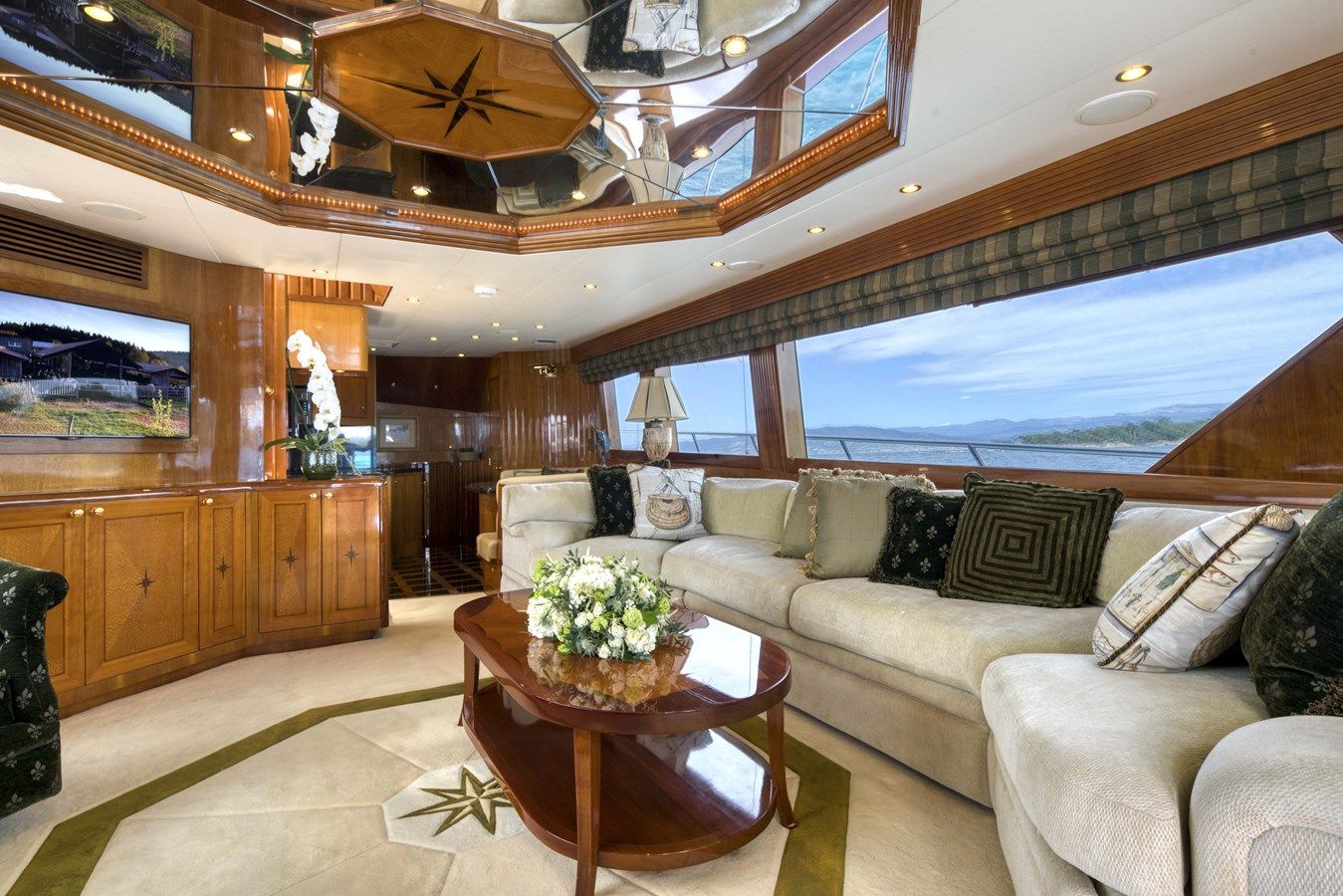 Продажа яхты SPHEREFISH - Hatteras