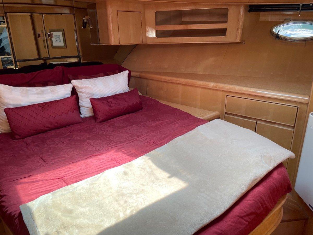 EXCELLENCE Cockpit Motor Yacht