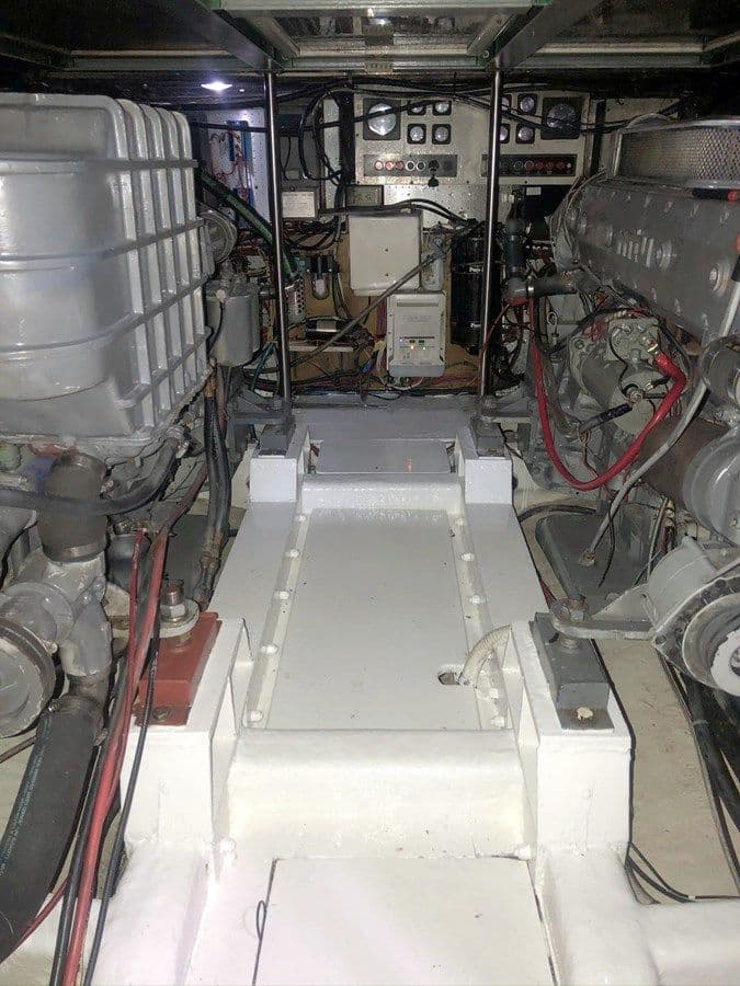 the best price on EXCELLENCE Cockpit Motor Yacht