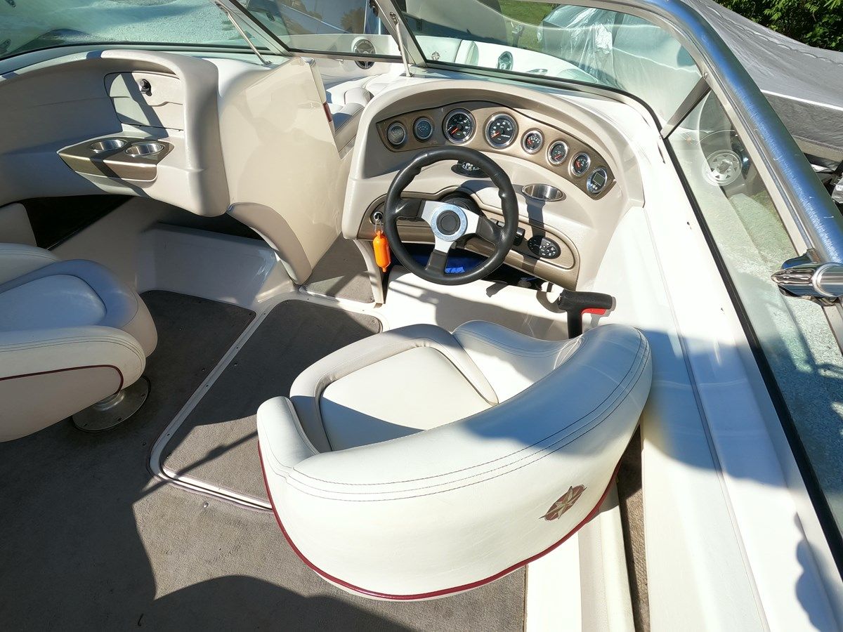 Buy a 2008 Bryant 210 Bowrider 2008 at Shestakov Yacht Sales