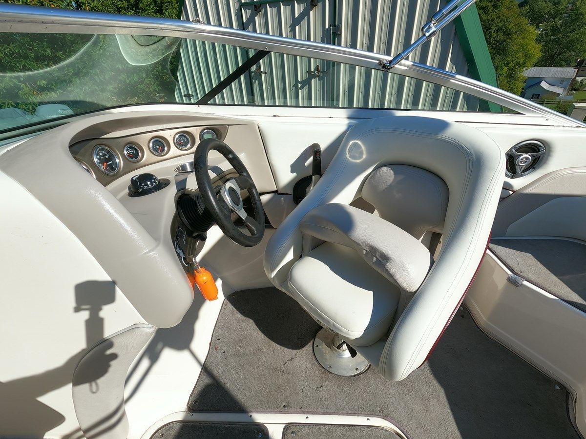 2008 Bryant 210 Bowrider yacht sale
