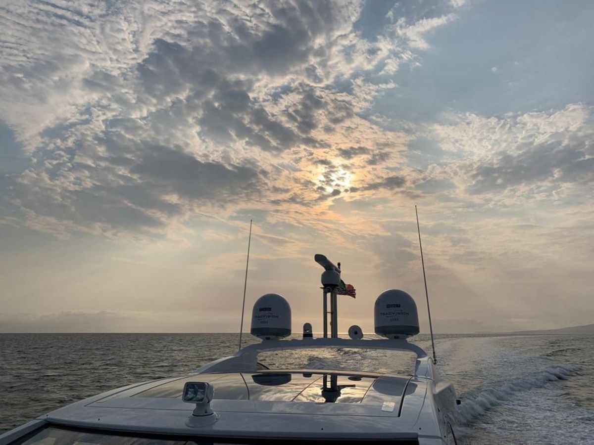 the best price on NO NAME 2021