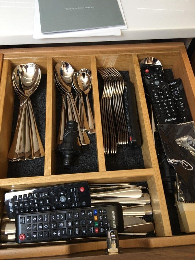 Buy a yacht Lydia Swag Predator 50