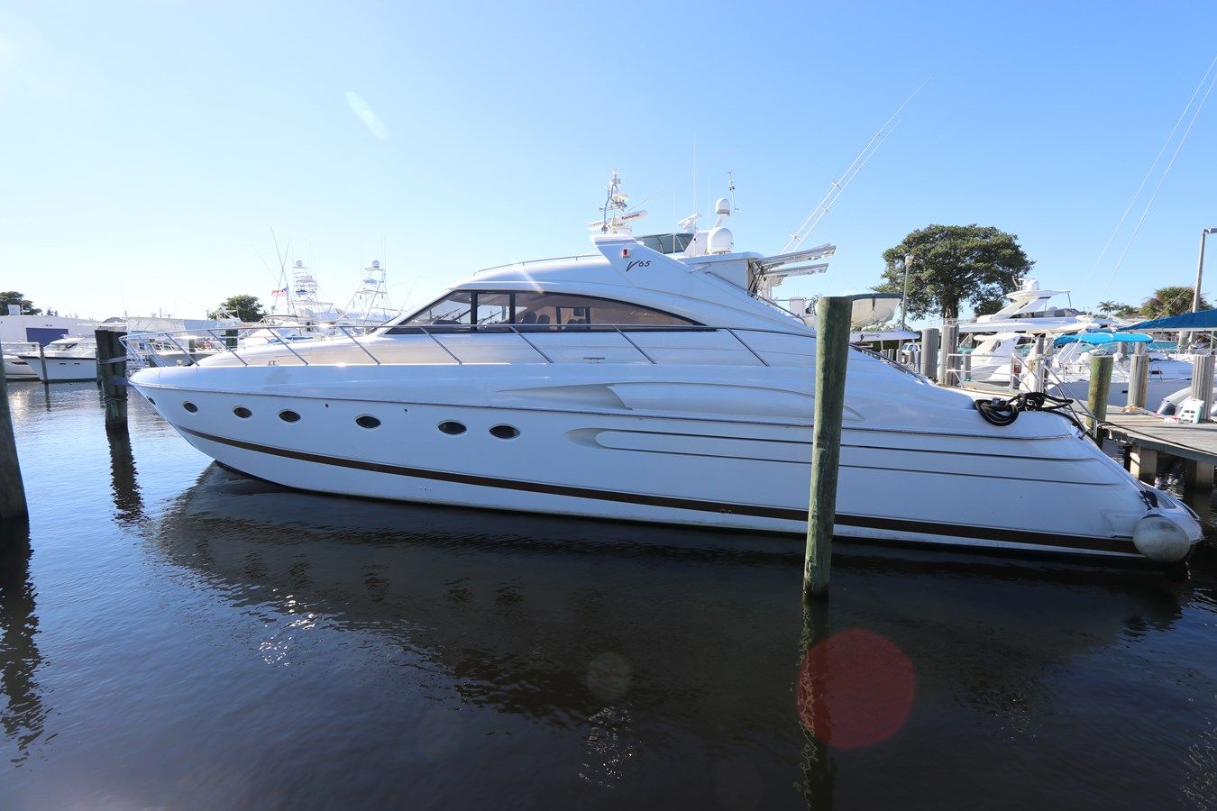 the best price on Takia