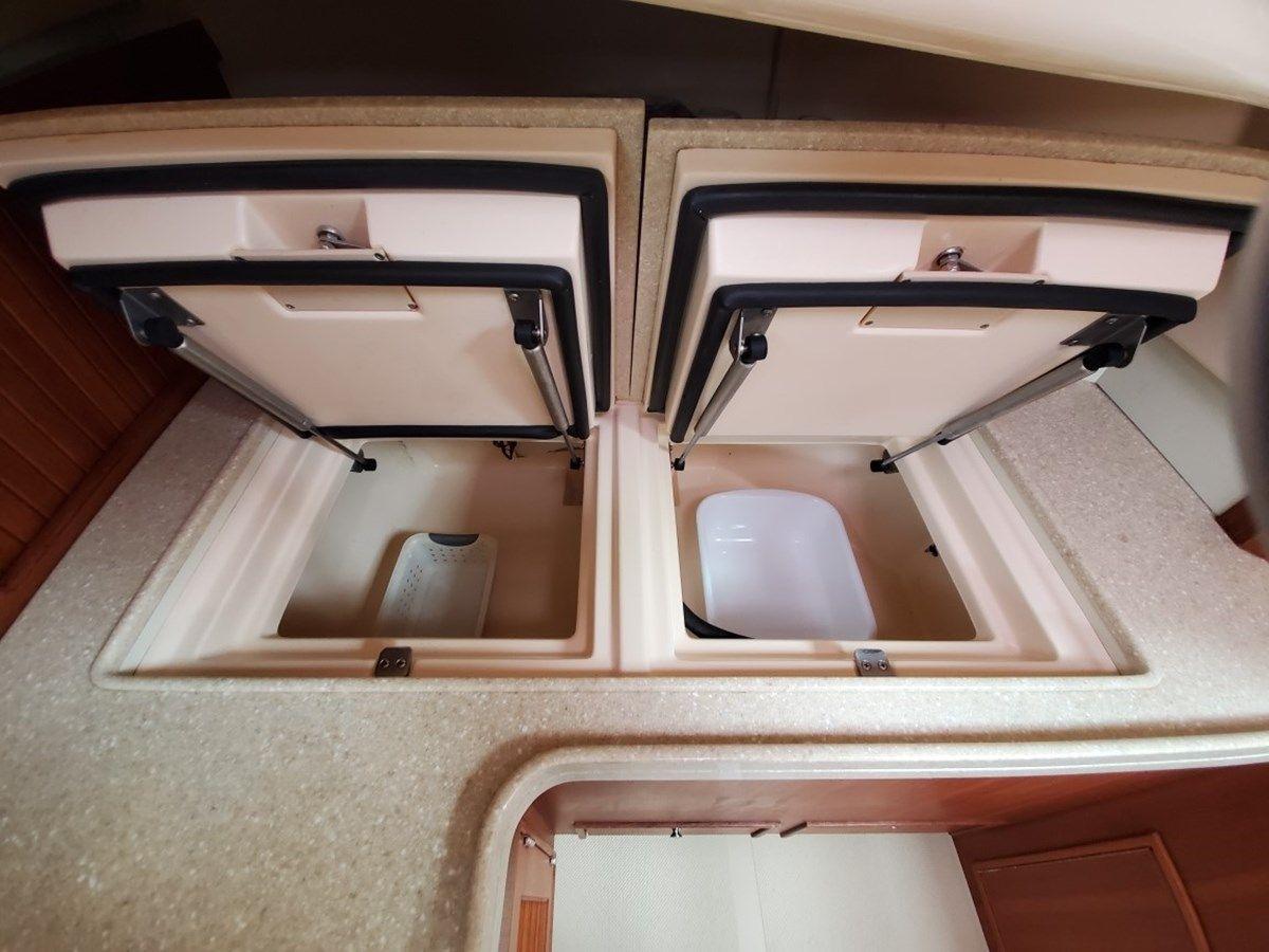 the best price on Jema Joy 2008