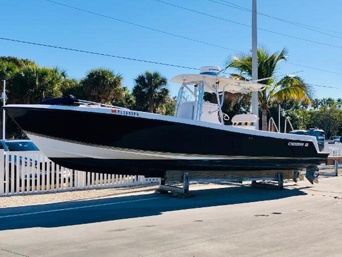 Стоимость яхты - - Contender Boats