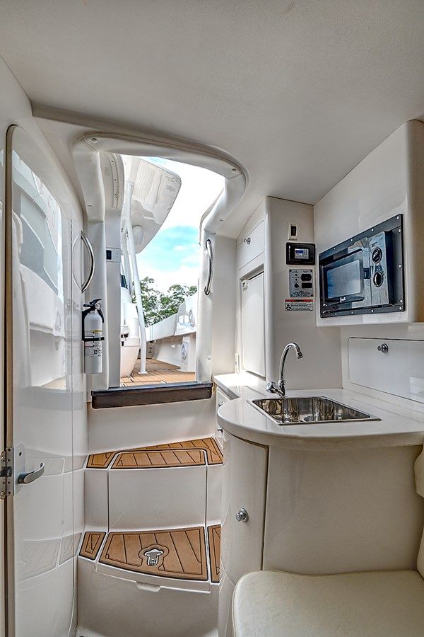 Buy a yacht Never Give Up 2008