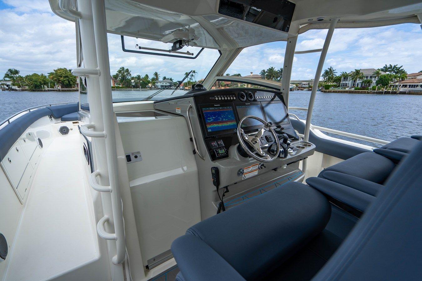 the best price on  420 Outrage - Boston Whaler
