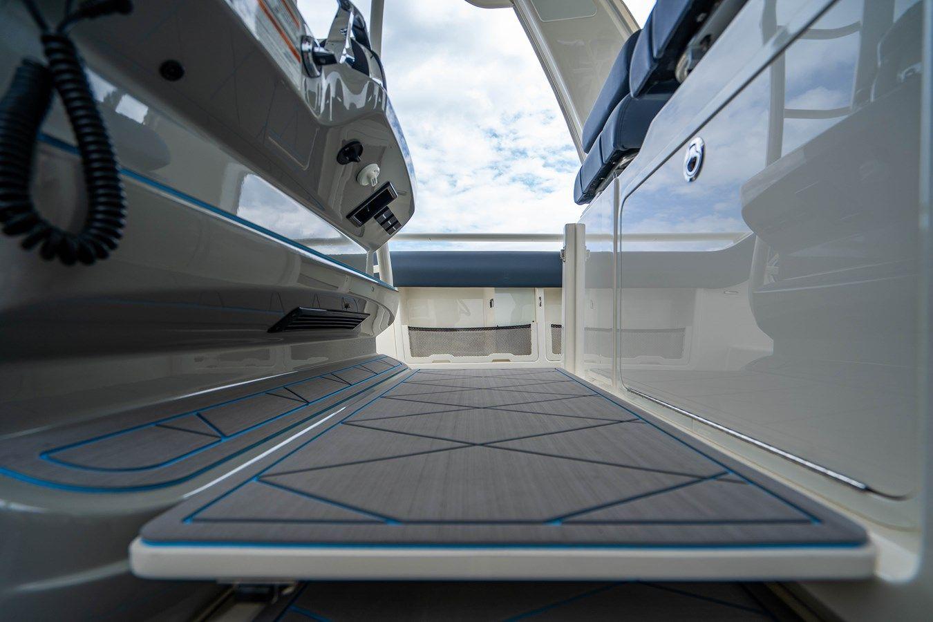 the best price on  420 Outrage 42