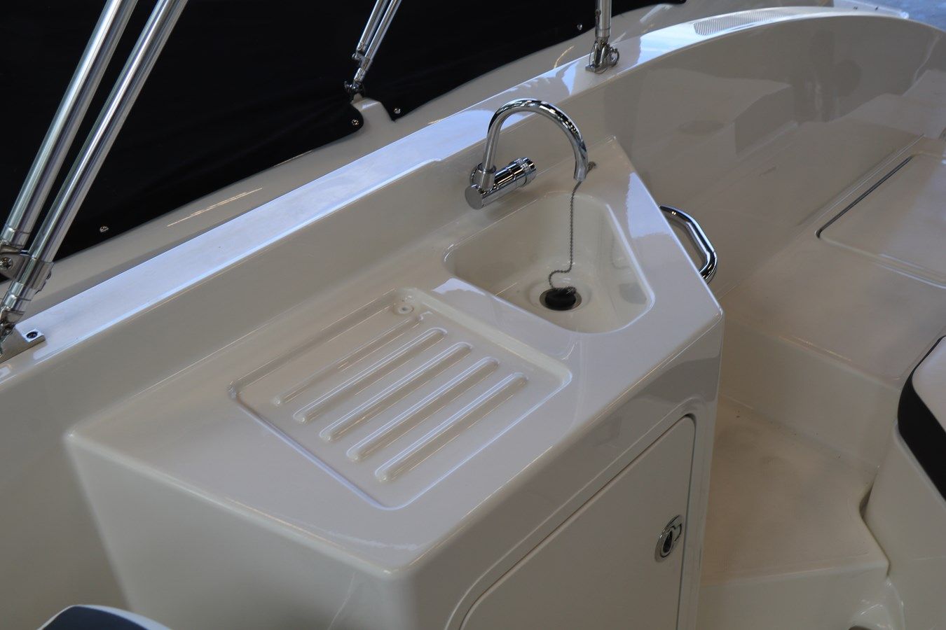 Лучшие предложения покупки яхты BAYLINER DX 2200 21