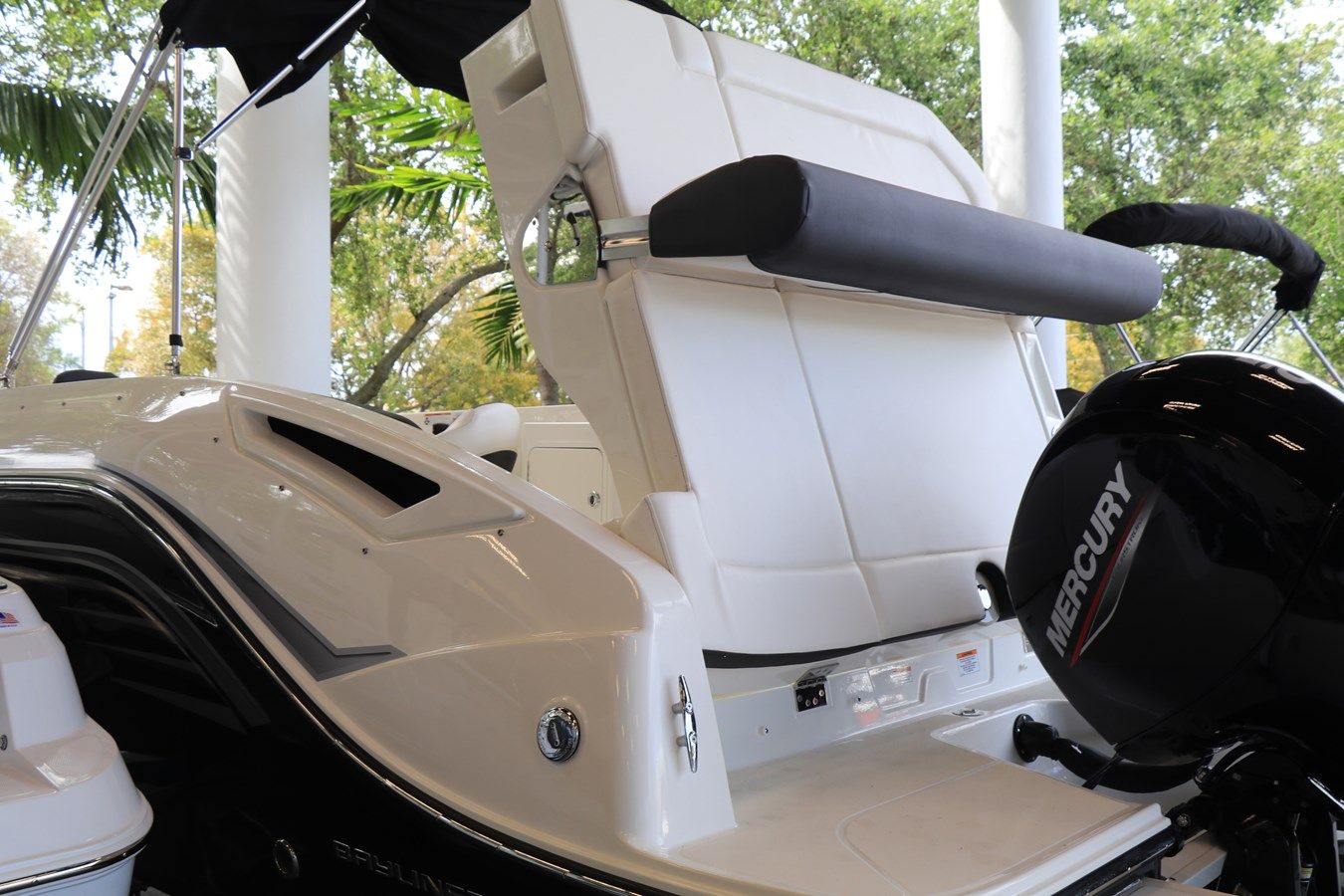 Продажа яхты BAYLINER DX 2200 21