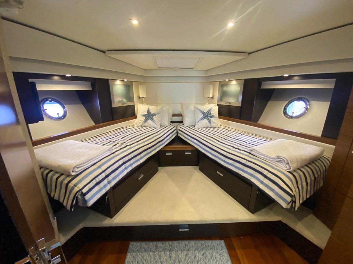 Buy a yacht Southern Belle 2017