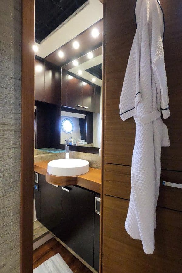 the best price on Southern Belle - Tiara