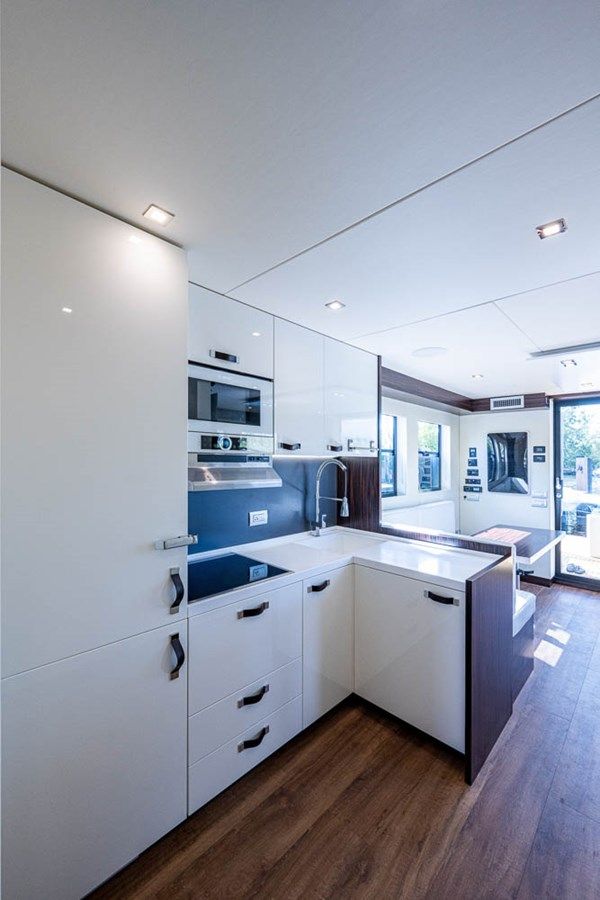 44 Powercat - OVERBLUE