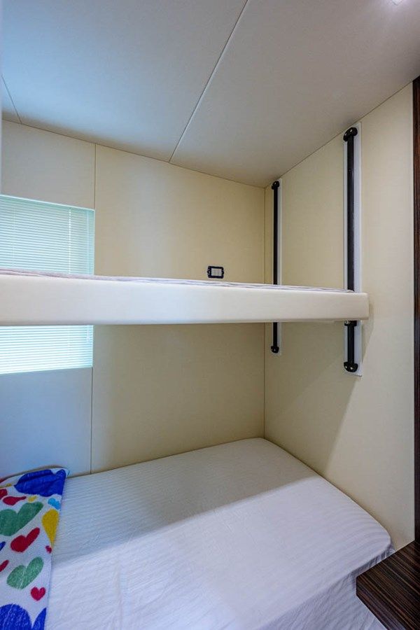 the best price on 44 Powercat