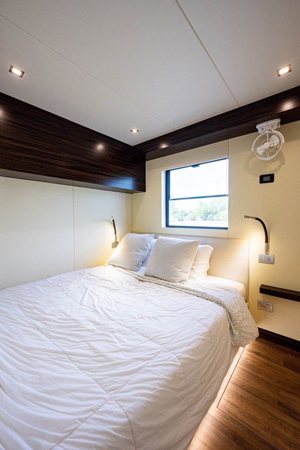 Buy a 44 Powercat - OVERBLUE at Shestakov Yacht Sales