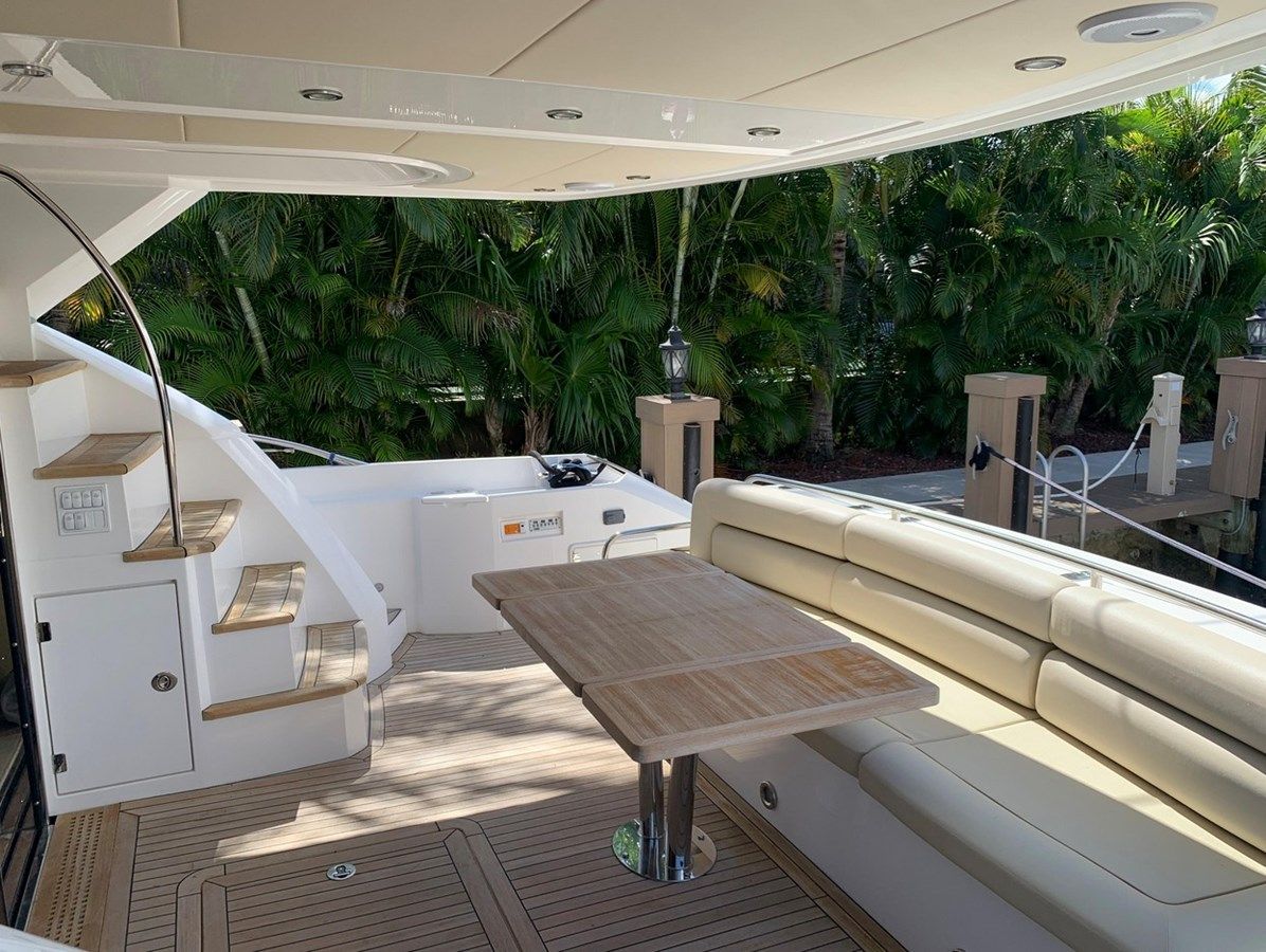 Moonlight Drive 2015 yacht sale