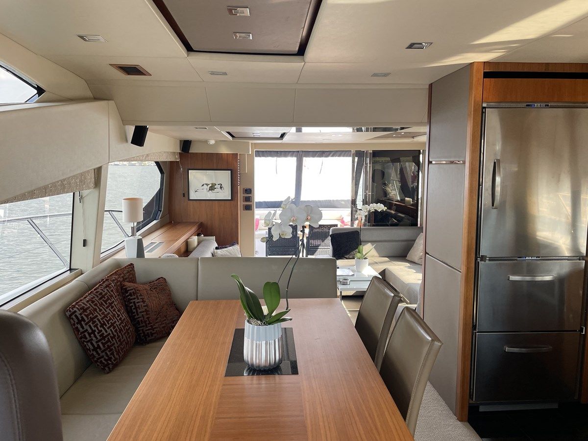 best yacht sales deals Moonlight Drive - Sunseeker