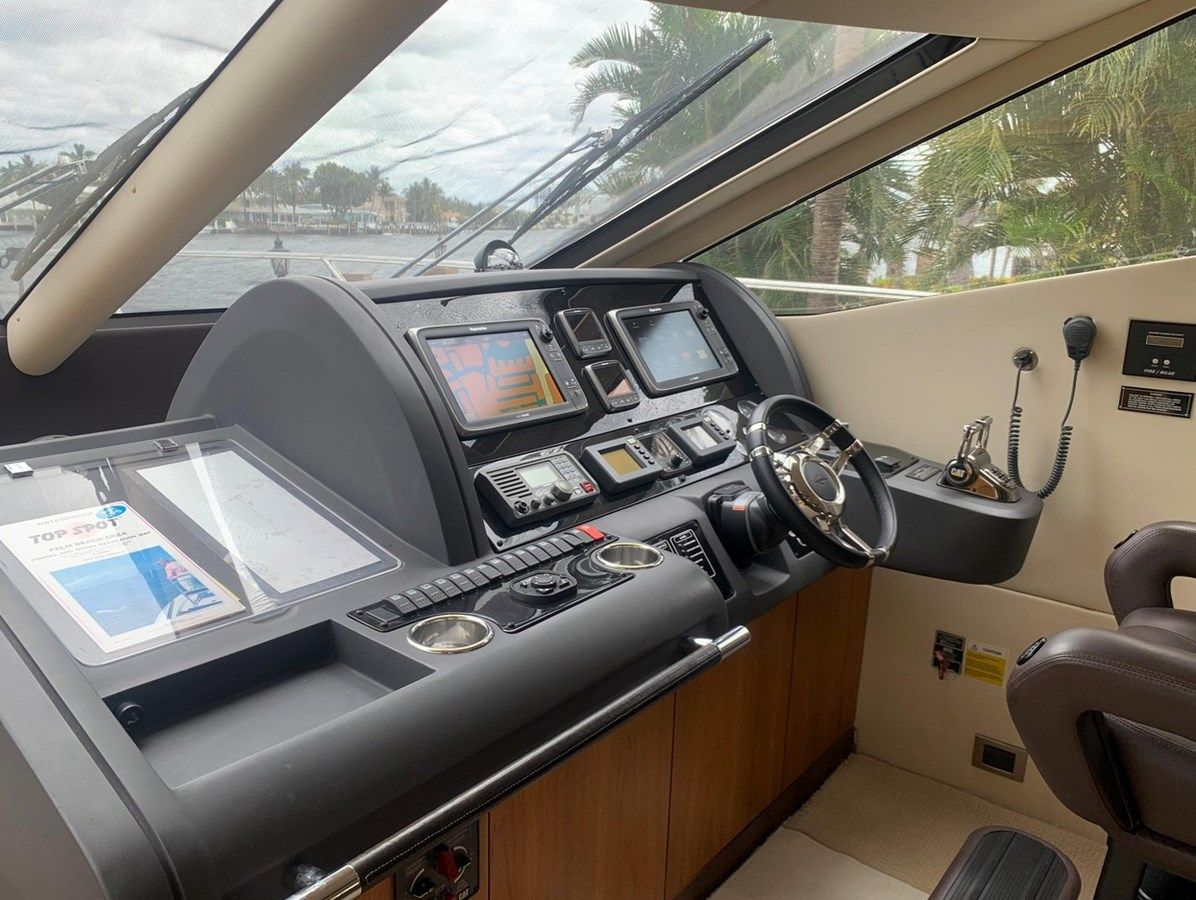 Buy a Moonlight Drive at Shestakov Yacht Sales