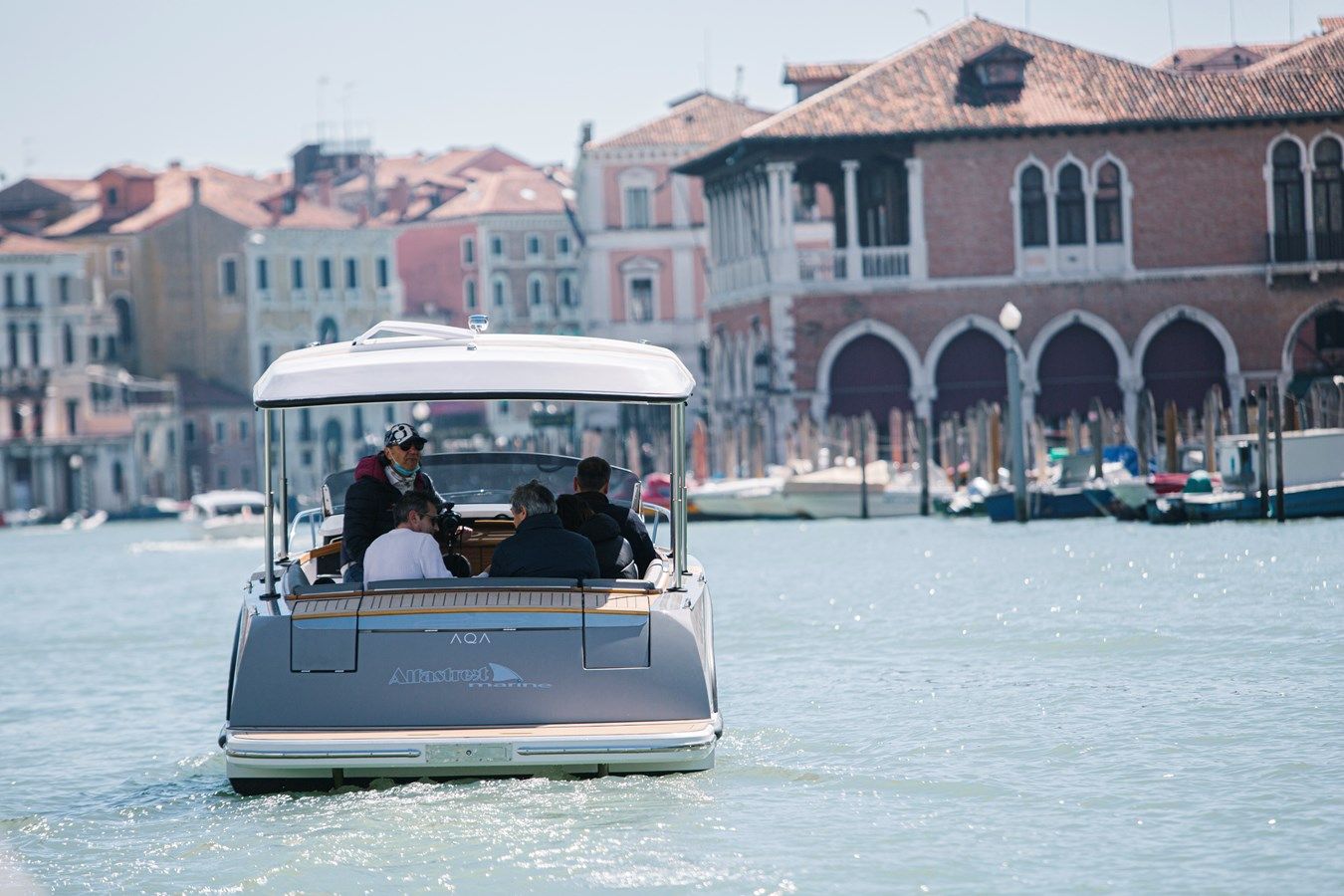 Купить яхту Alfastreet 23 Cabin Evolution SEMI-HYBRID - ALFASTREET MARINE в Shestakov Yacht Sales