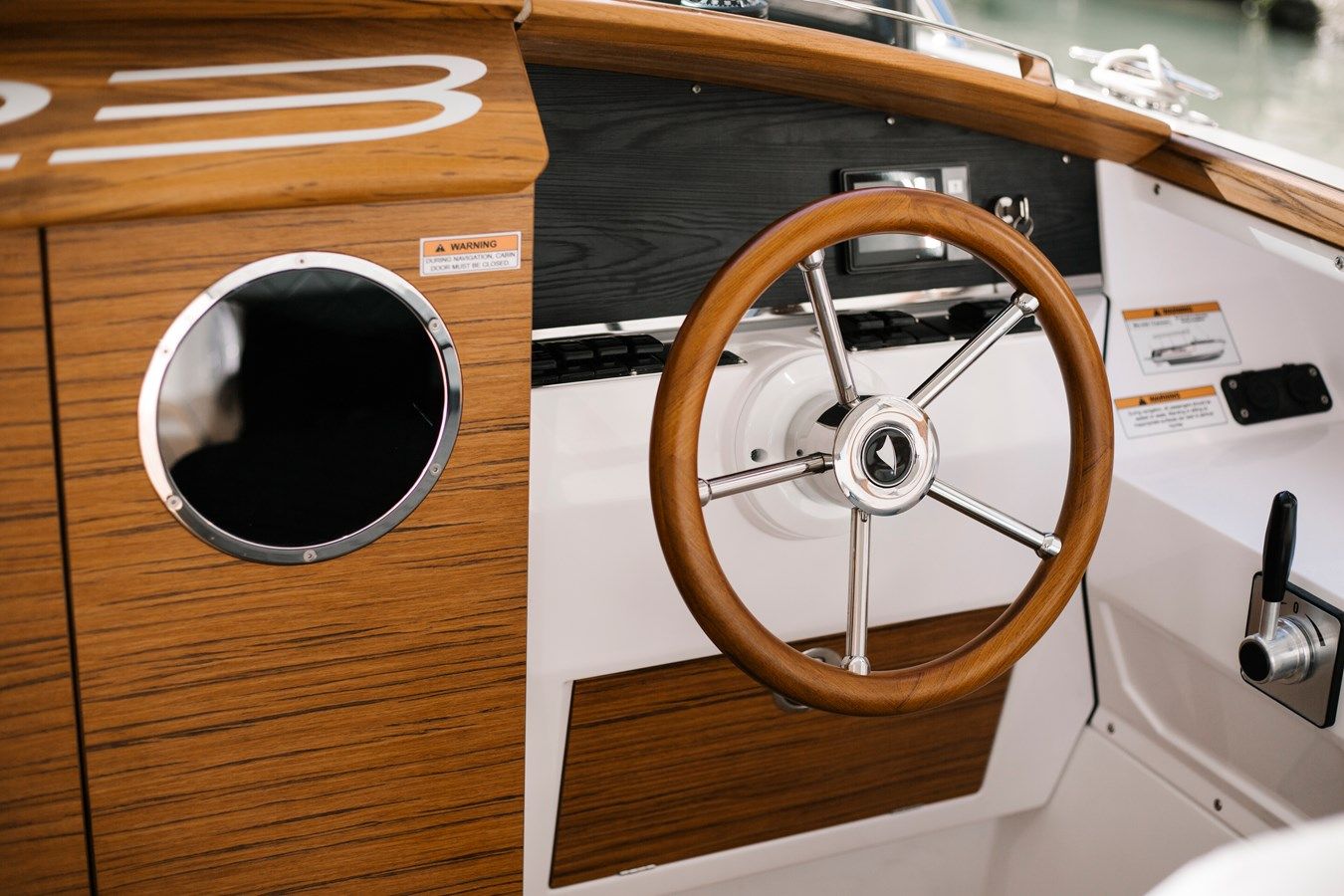 Alfastreet 23 Cabin Evolution Motor