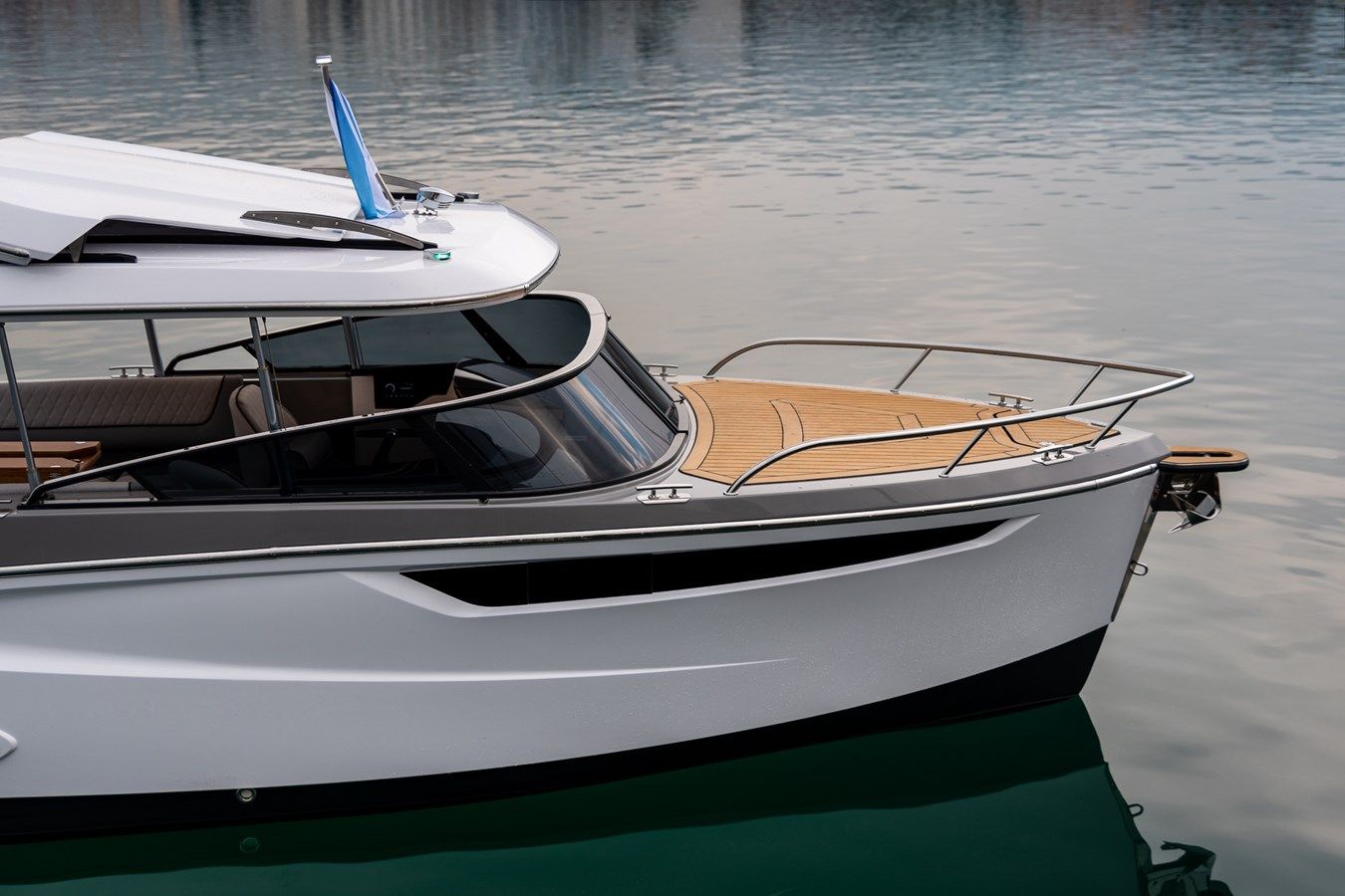 Купить яхту Alfastreet 23 open electric - ALFASTREET MARINE в Shestakov Yacht Sales