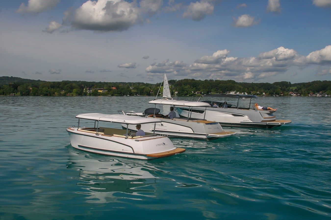 Купить яхту Alfastreet 18 open motor 18 open motor в Shestakov Yacht Sales