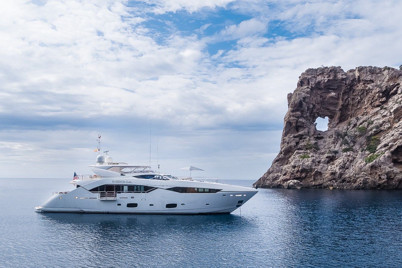 INSIGNIA yacht sale