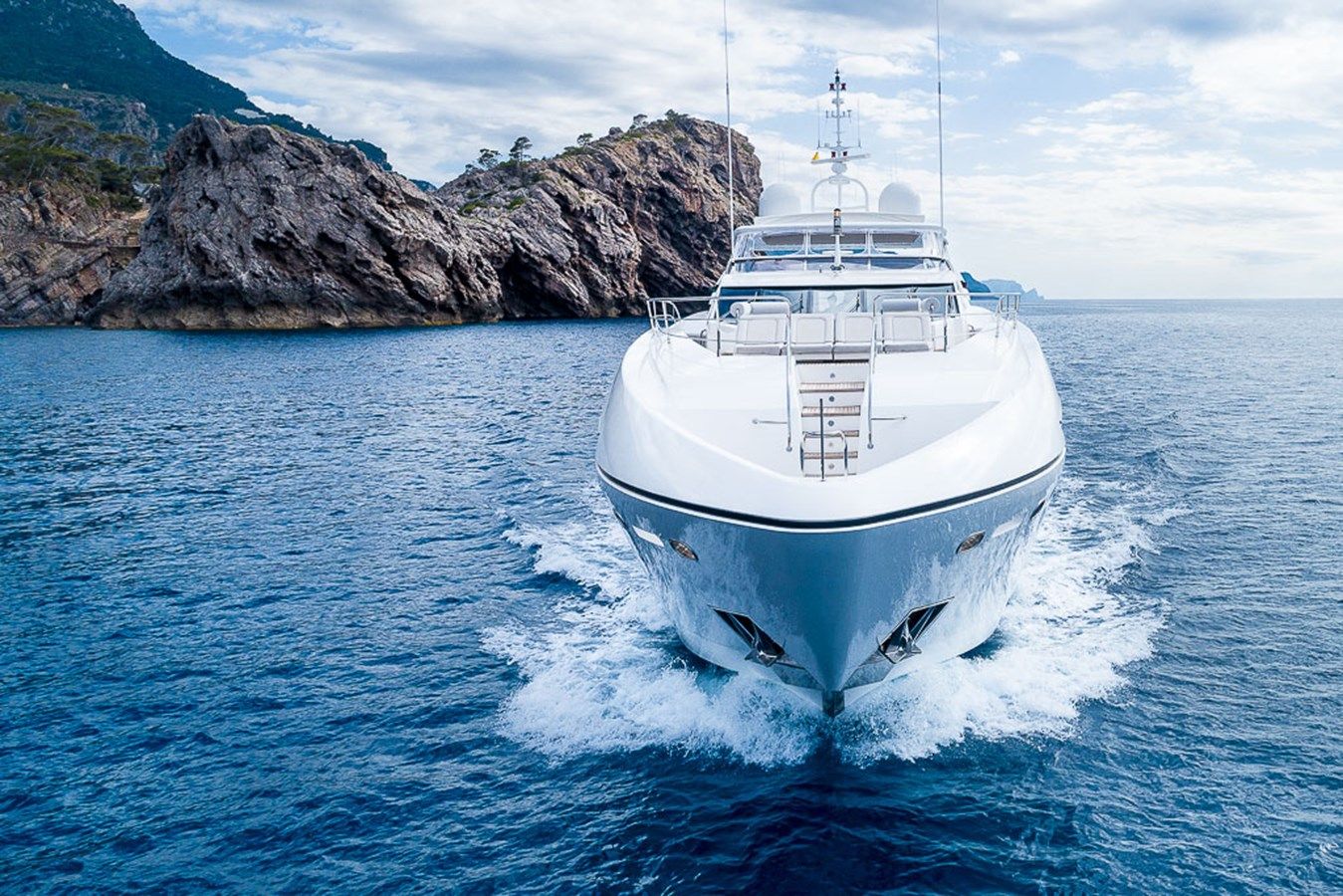 INSIGNIA 2015 yacht sale