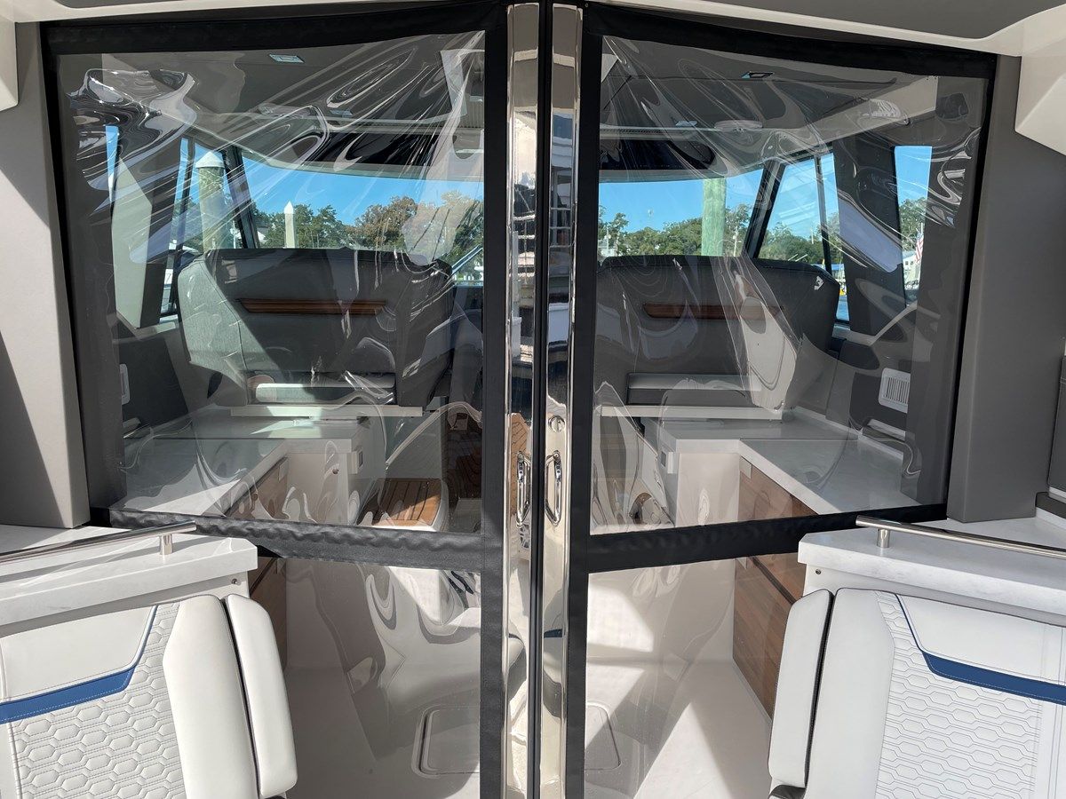 Купить яхту SEADATED 43 в Shestakov Yacht Sales