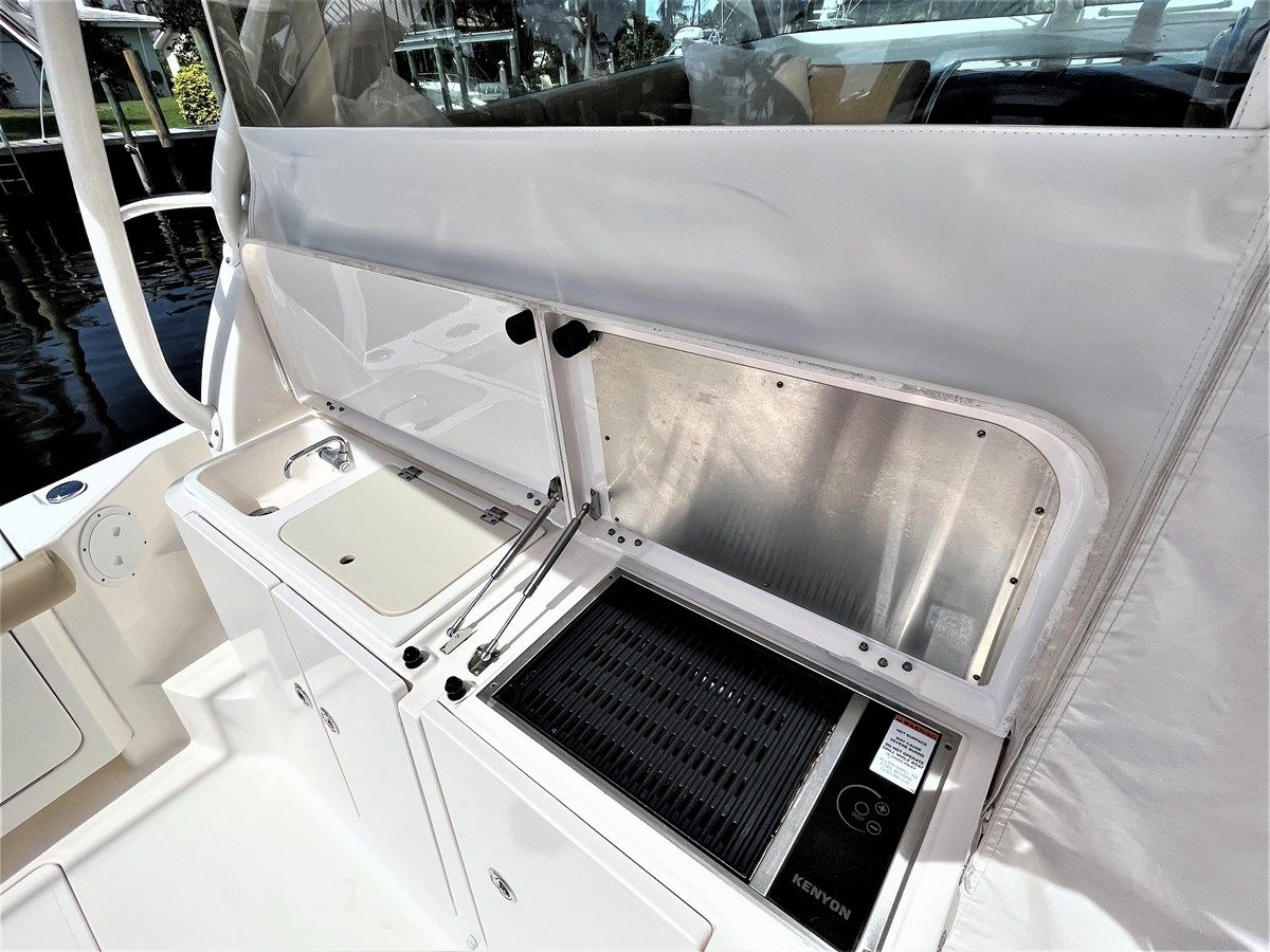 Лучшая цена на Snot Easy 2016