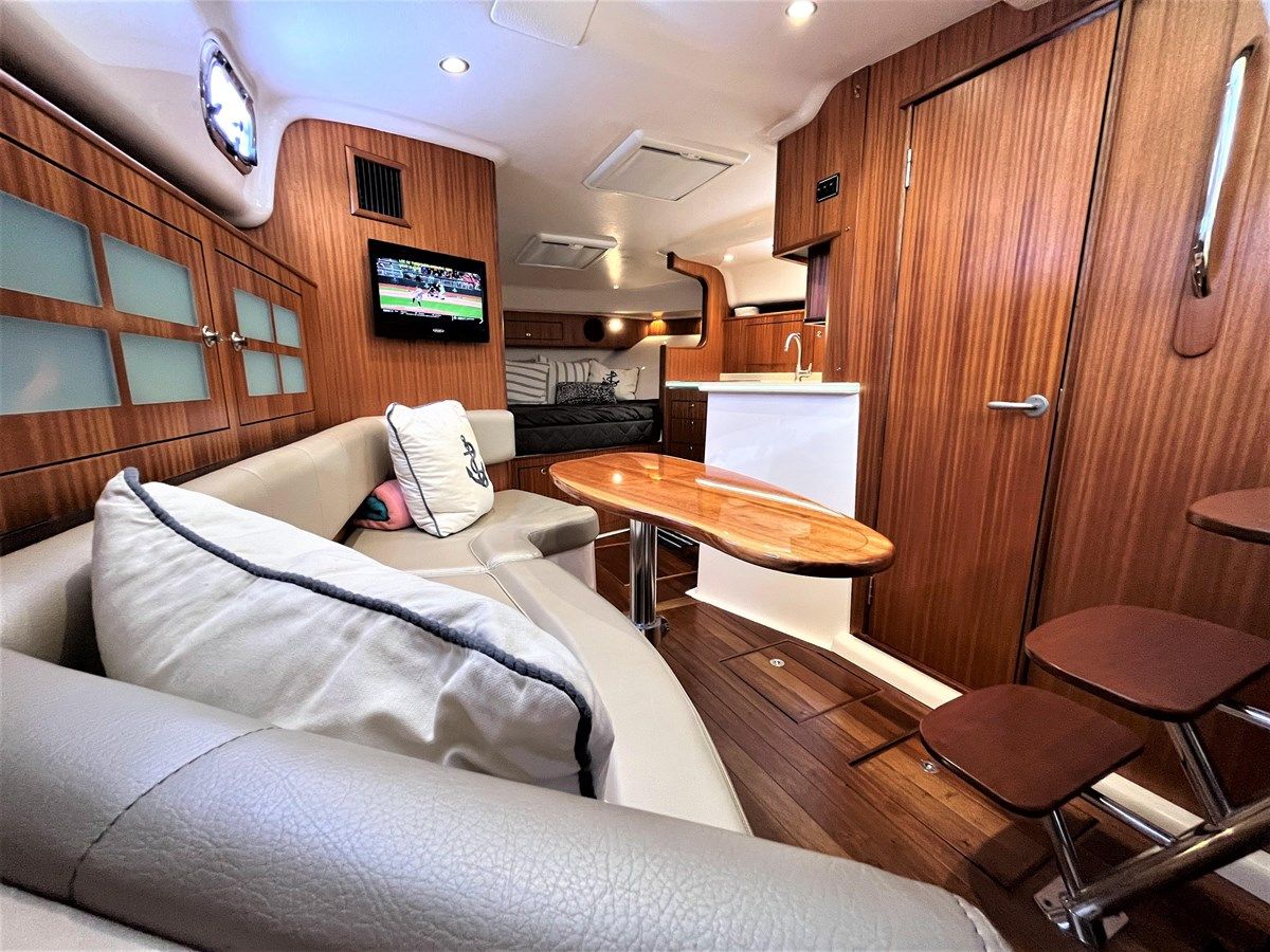 Стоимость яхты Snot Easy