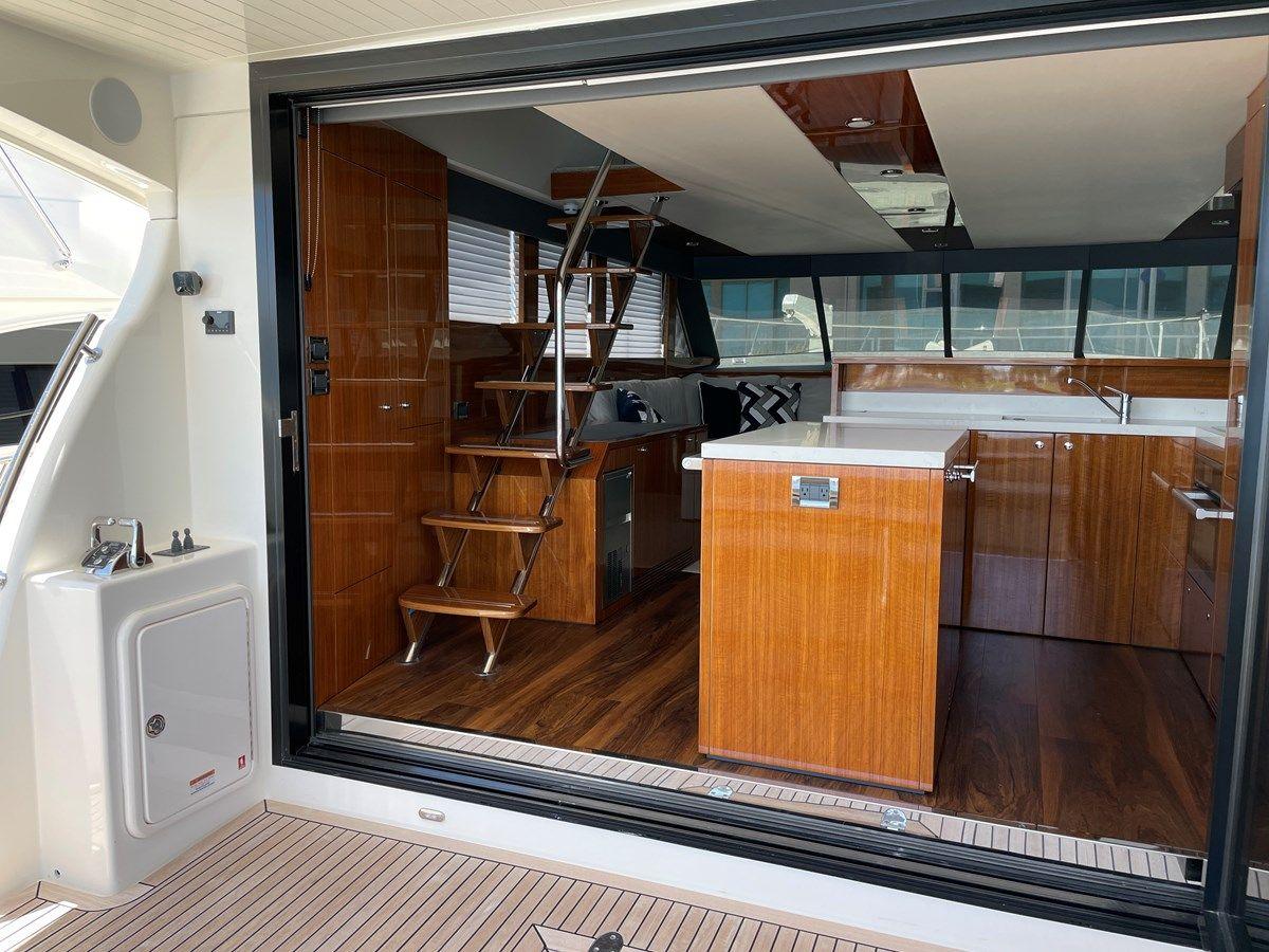 the best price on ABOVE & BEYOND M59