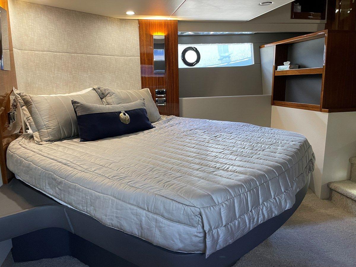 ABOVE & BEYOND - Maritimo yacht sale