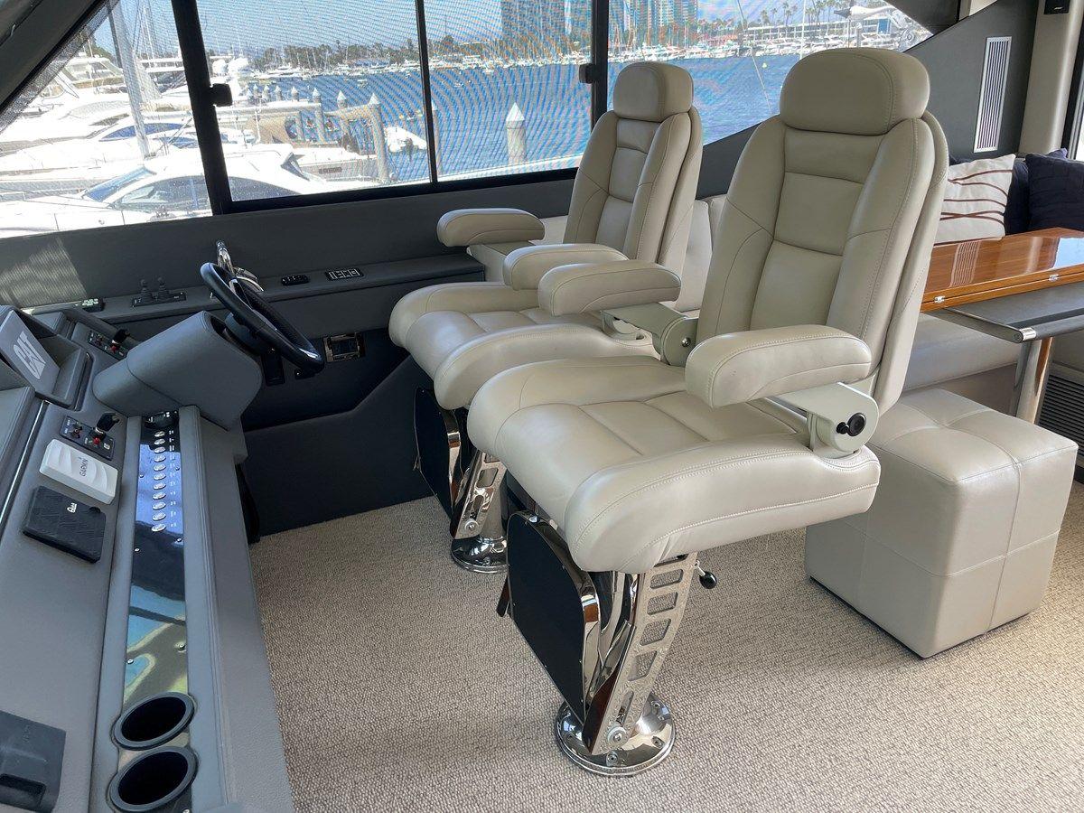 Buy a yacht ABOVE & BEYOND - Maritimo