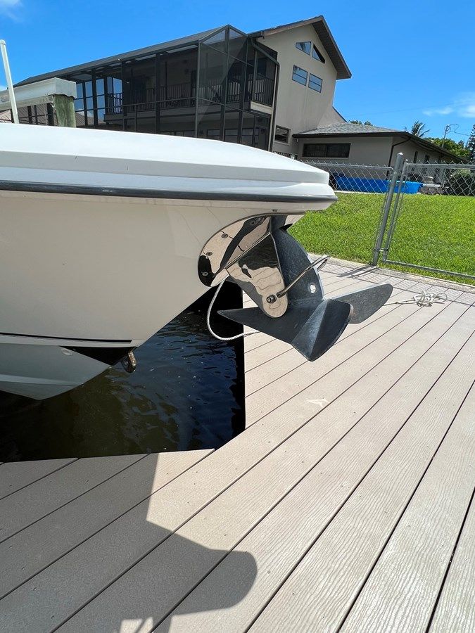 Продажа яхты - - Boston Whaler