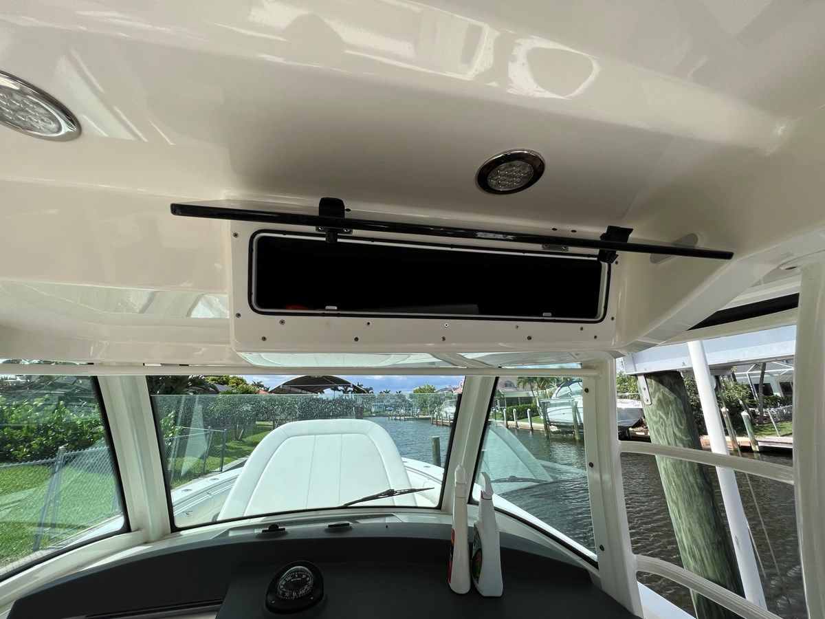 Продажа яхты - - Boston Whaler