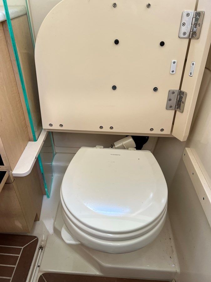 Стоимость яхты - 370 Outrage