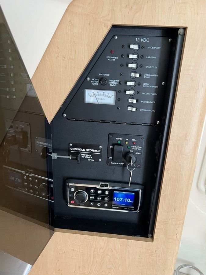 Лучшая цена на - 370 Outrage