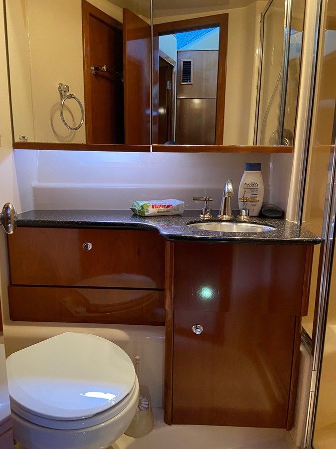 Buy a yacht Bonus 341 Sedan