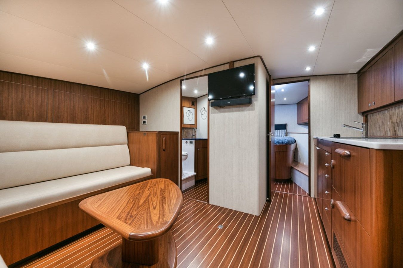 Buy a yacht CORAL C 2019